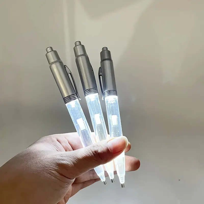 Penna LED per Diamond Painting - Tablet Accessories Aesthetic recensione e prezzo