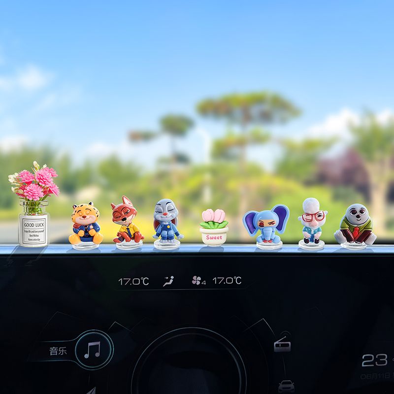 Ornamento per auto a forma di  - Tablet Computer Accessories recensione e prezzo